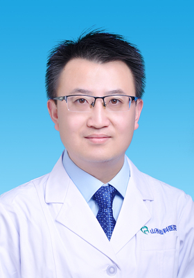 李侃